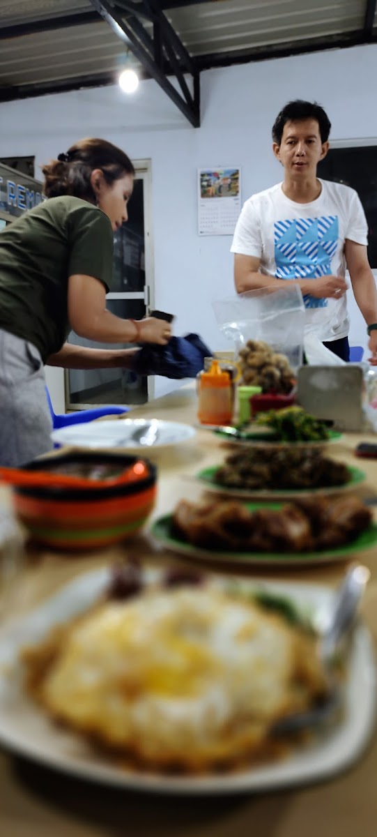 Rumah Makan Depot Remaja-10